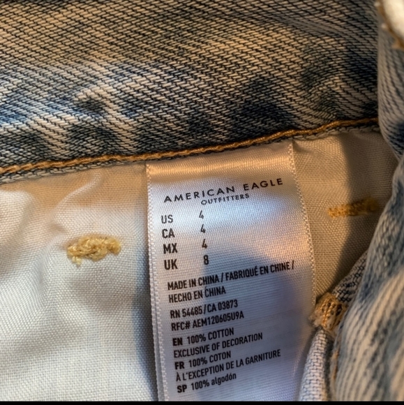 American Eagle Mom Short - Picture 4 of 4